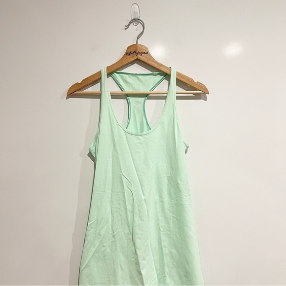 Lululemon Razorback Tank Top - Picture 3 of 5